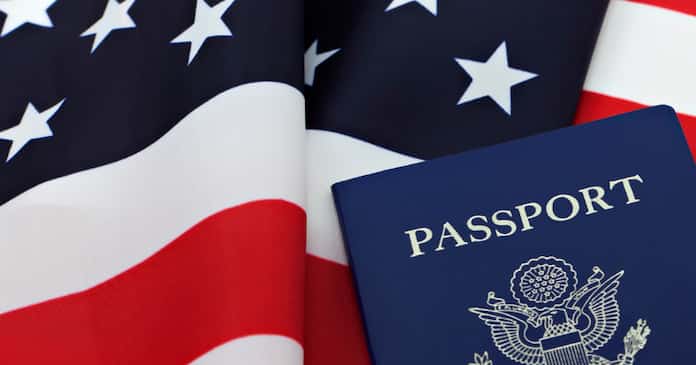 重国籍者が必ず自国のパスポートで出入国しなければいけない国（アメリカ、カナダ、オーストラリア、ドイツ）