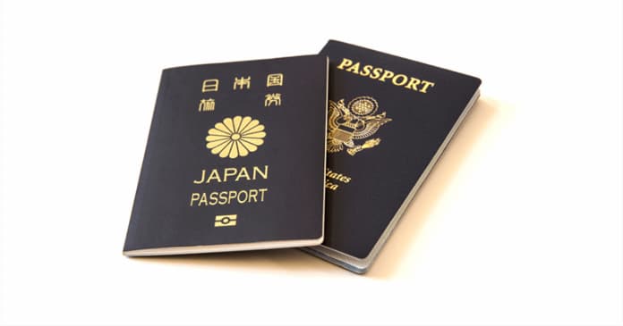 海外在住の二重国籍者がJRパスを使うには、どっちのパスポートで入国？